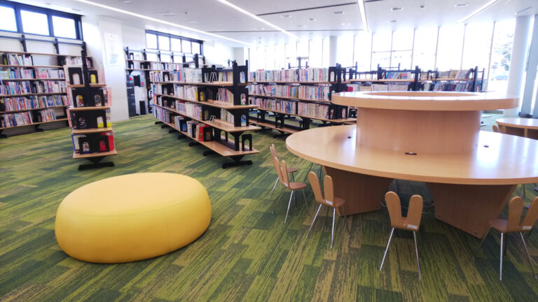 施設のご案内 五島市立図書館